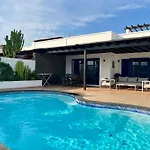 Villa Splendid Casa Nostra, Private Pool, Wifi, Garden Playa Blanca (Lanzarote)