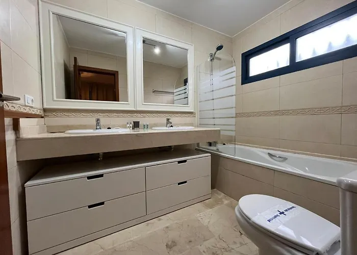 Splendid Casa Nostra, Private Pool, Wifi, Garden Playa Blanca